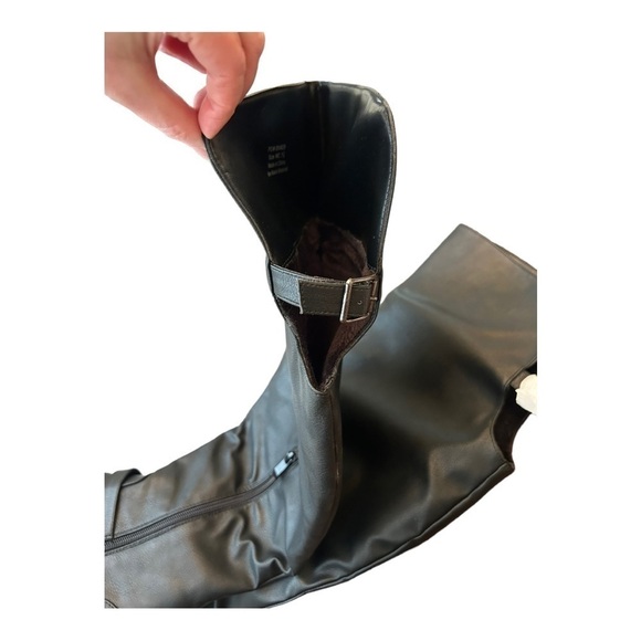 Journee Collection LOFT WIDE CALF boots in black - Picture 8 of 15